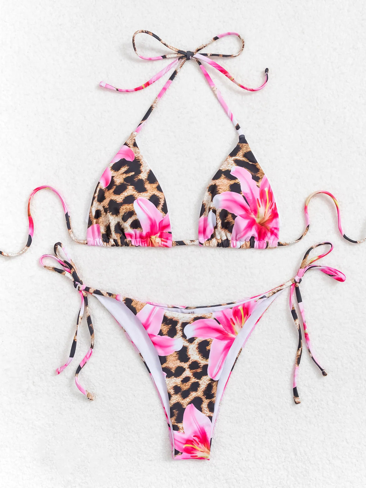 Bikini Floral 2025 — Conjunto de Dos Piezas con Estampado