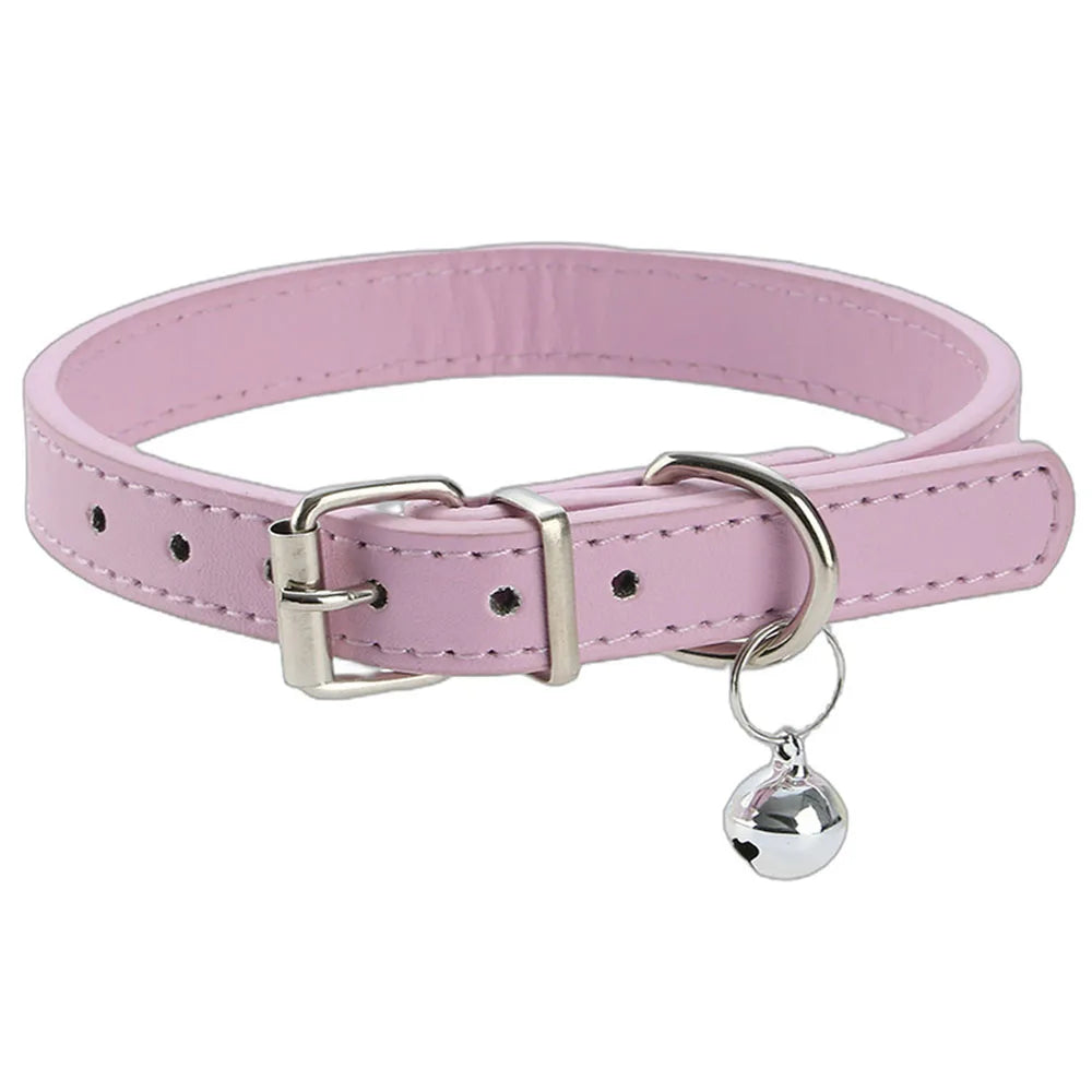 Collar de Cuero con Campana para Perros y Gatos - Estilo Simple y Elegante